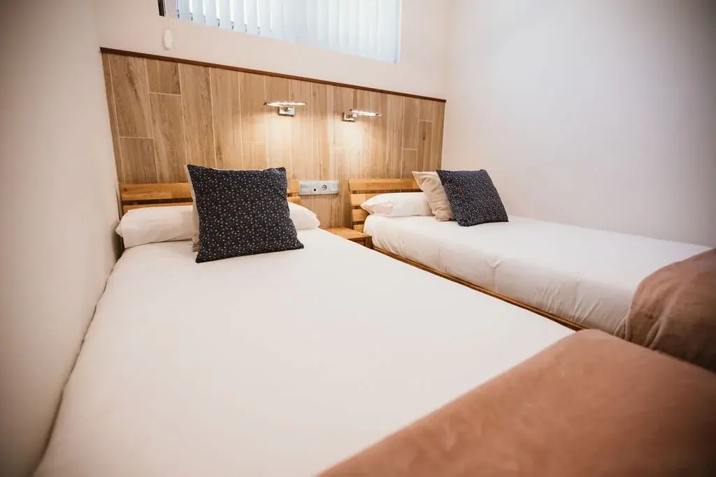 Twin bedroom in a Standard apartment