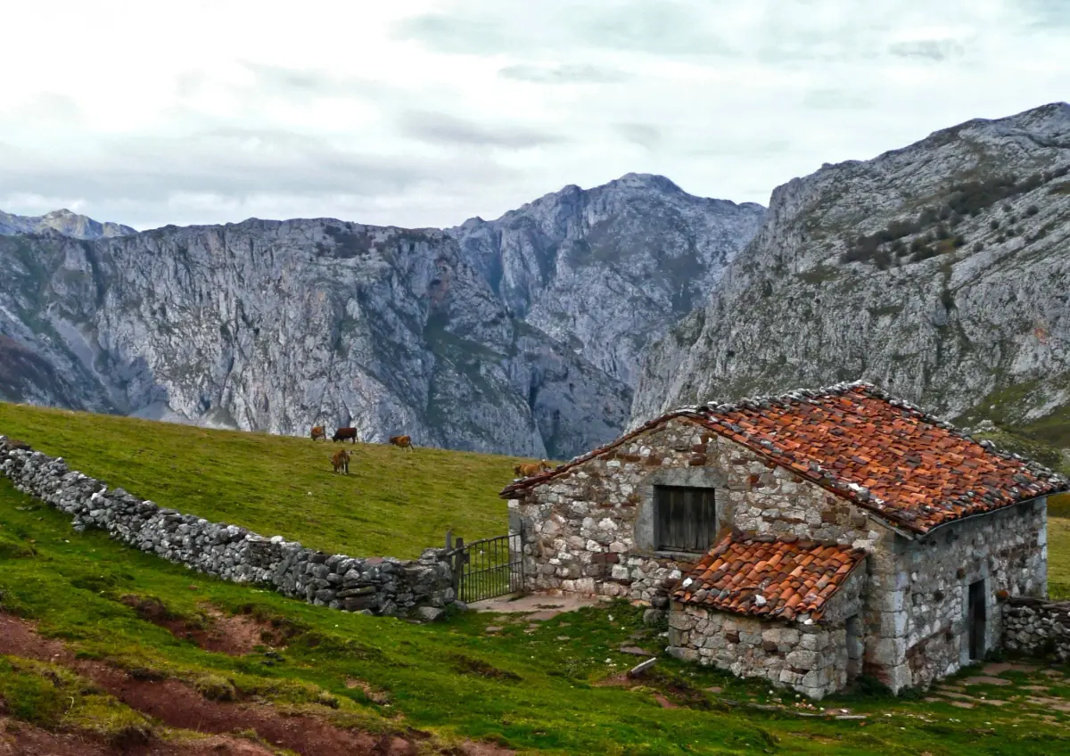 A stone hut in the Picos de Europa