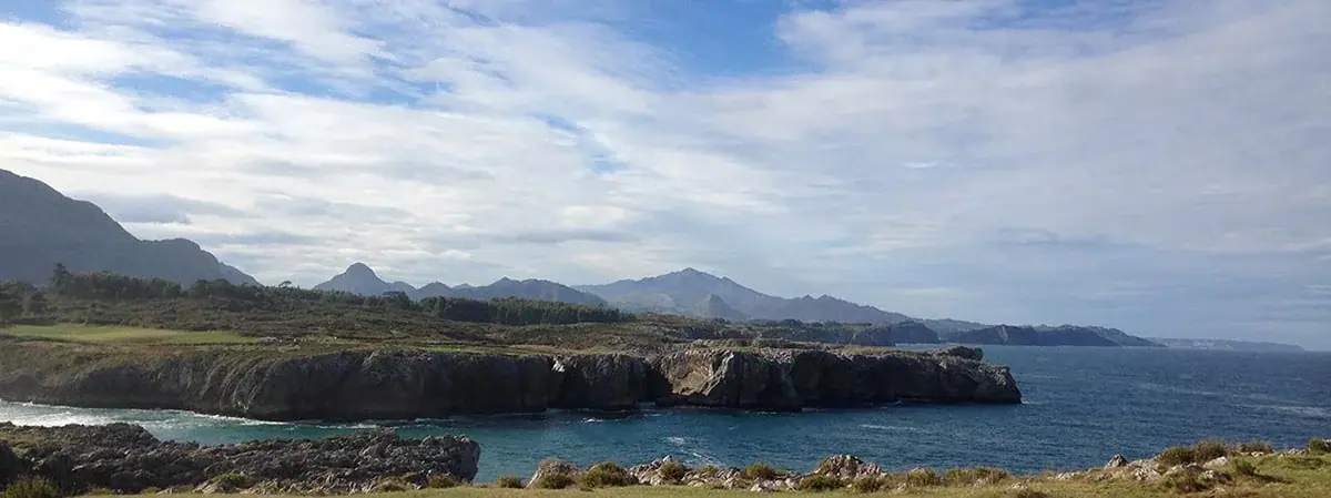 Coast and mountains of eastern Asturias